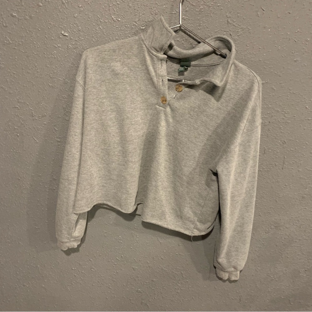 Women’s Wild Fable Cropped Sweatshirt